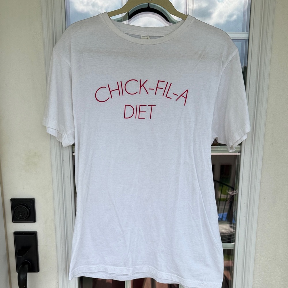 Chick-fil-A Diet White Short Sleeve Tee Medium